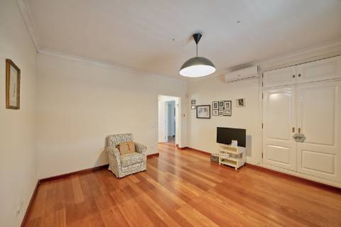 Moradia T5 com piscina - Santarém