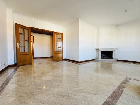 Apartamento T3 - Santarém