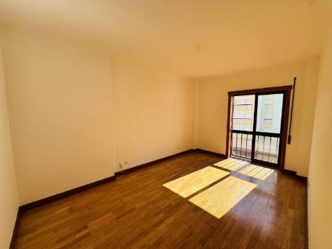 Apartamento T3 - Santarém