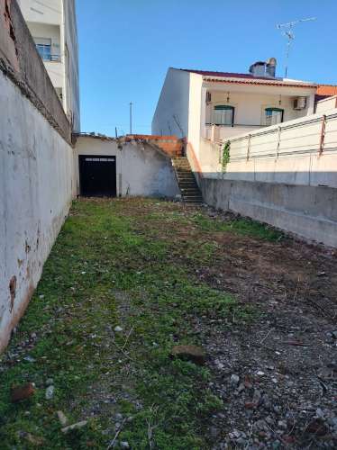 Lote terreno com projeto aprovado - Almeirim