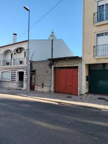 Lote terreno com projeto aprovado - Almeirim