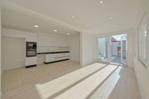 Moradia T3 Remodelada