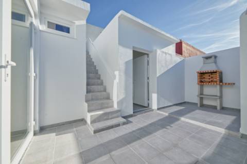 Moradia T3 Remodelada