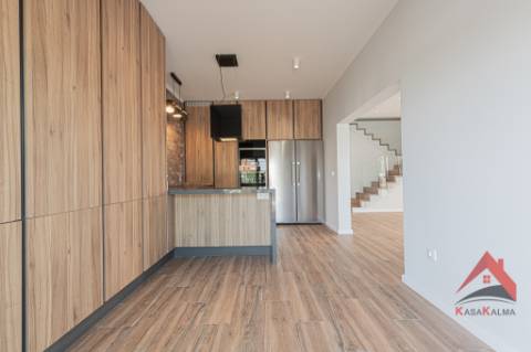 Arrenda-se Moradia em Palmela - Conforto e Excelente Localização