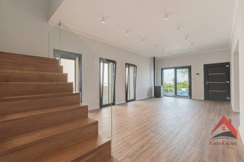 Arrenda-se Moradia em Palmela - Conforto e Excelente Localização