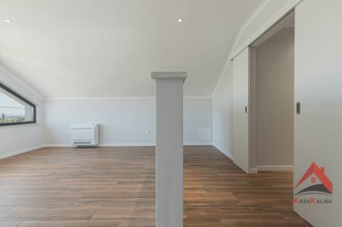 Arrenda-se Moradia em Palmela - Conforto e Excelente Localização