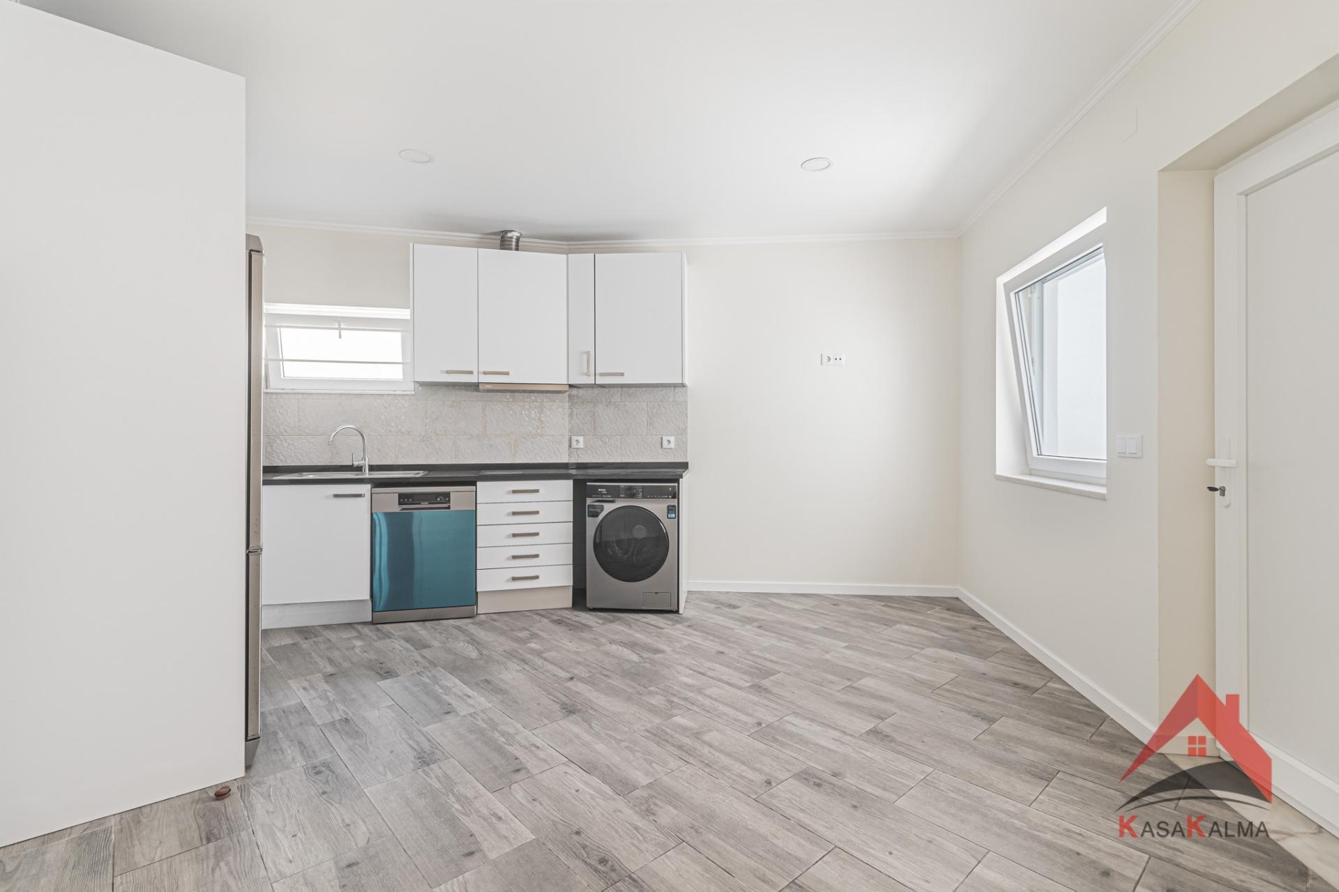 Para Arrendamento - Apartamento T2 na Bobadela