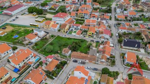 Terreno Urbano nas Quintinhas - Charneca da Caparica