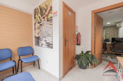 Moradia Isolada T4 com Aproveitamento de Sótão - Quinta do Conde