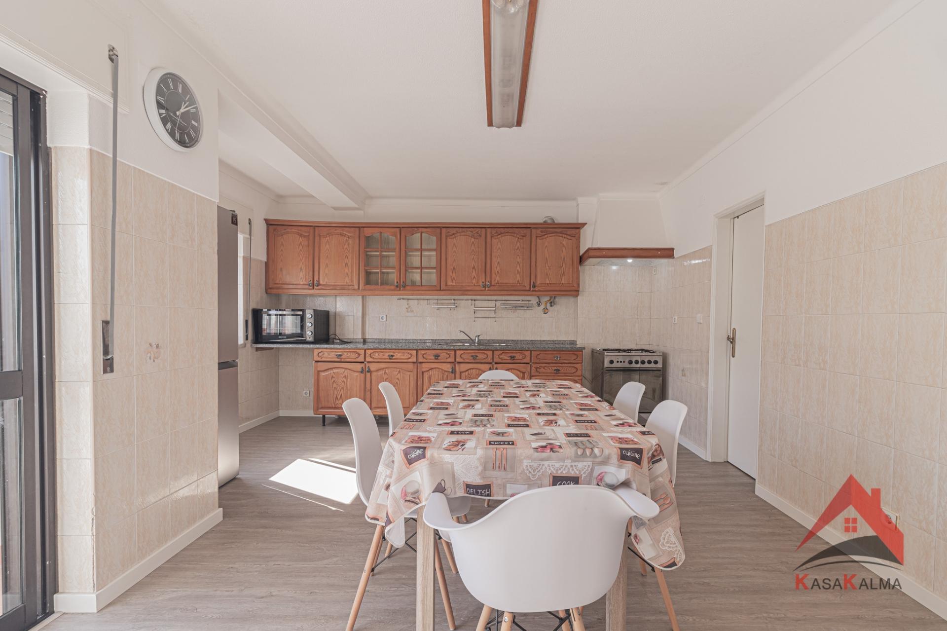 Apartamento T4 à Venda - Arrendado com Rentabilidade Garantida