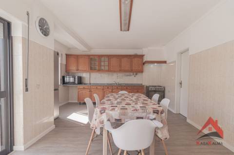 Apartamento T4 à Venda - Arrendado com Rentabilidade Garantida