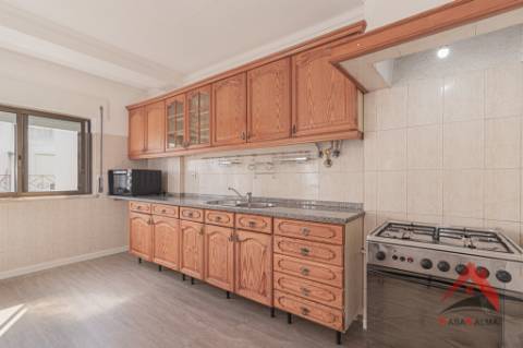 Apartamento T4 à Venda - Arrendado com Rentabilidade Garantida