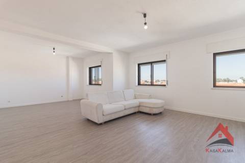 Apartamento T4 à Venda - Arrendado com Rentabilidade Garantida