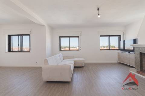 Apartamento T4 à Venda - Arrendado com Rentabilidade Garantida