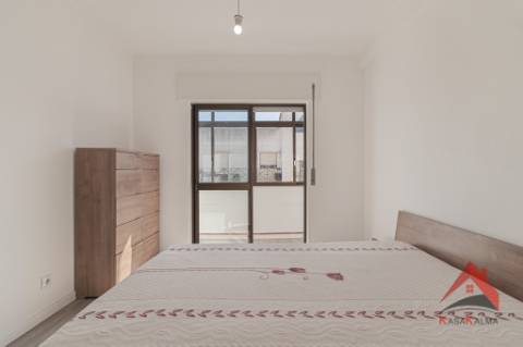 Apartamento T4 à Venda - Arrendado com Rentabilidade Garantida