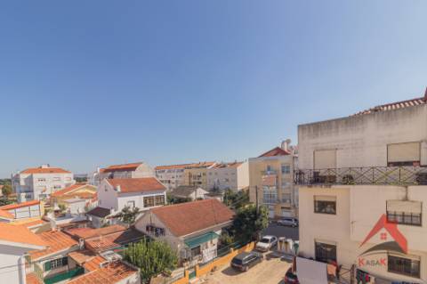 Apartamento T4 à Venda - Arrendado com Rentabilidade Garantida