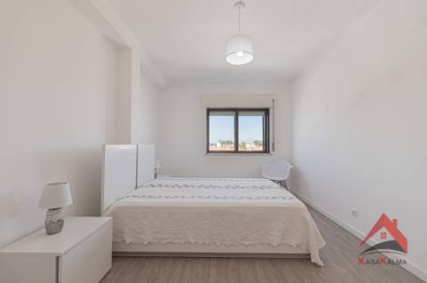 Apartamento T4 à Venda - Arrendado com Rentabilidade Garantida