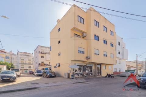 Apartamento T4 à Venda - Arrendado com Rentabilidade Garantida