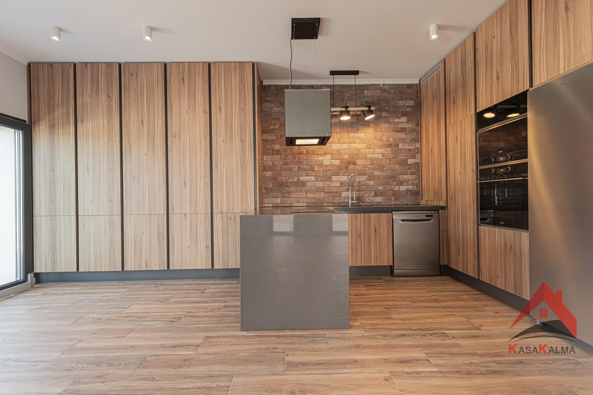 Oportunidade Única em Palmela Duas Moradias | Excelente Opção para Habitação e Investimento