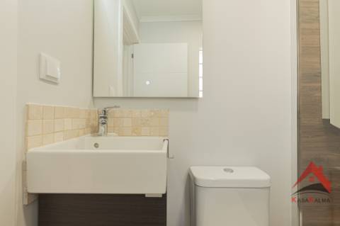 Oportunidade Única em Palmela Duas Moradias | Excelente Opção para Habitação e Investimento