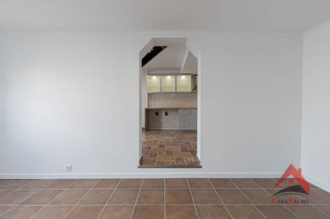 Oportunidade Única em Palmela Duas Moradias | Excelente Opção para Habitação e Investimento