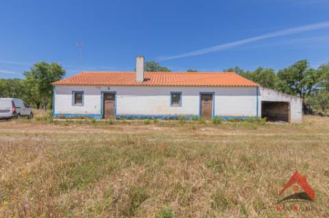 HERDADE COM 18,7 HA | TURISMO AGRICULTURA ENERGIA SOLAR