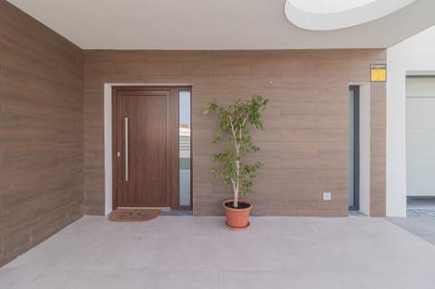 Moradia T4 Térrea com Piscina | Azeitão | Lote 750m²