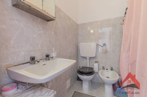 Venda conjunta de 2 apartamentos T1 - Miratejo