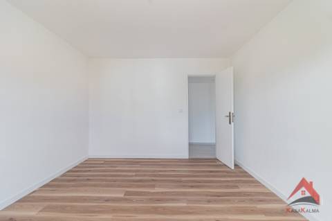 Arrenda-se T1 Totalmente Remodelado - Pronto a Habitar!