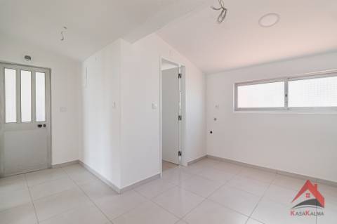 Arrenda-se T1 Totalmente Remodelado - Pronto a Habitar!