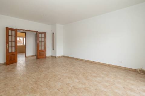 Moradia T3 para Arrendamento | Quinta do Conde
