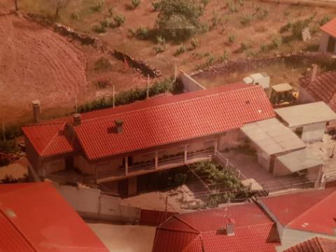 Casa próxima das termas de Vidago, nos caminhos de Santiago .