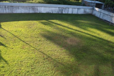 4 suites, cozinha equipada e painel solar!
