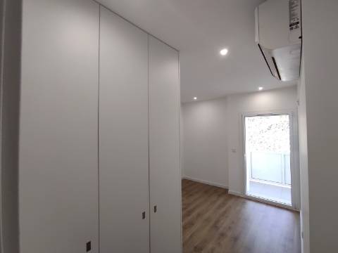 Apartamento T2, novo, em Coimbra
