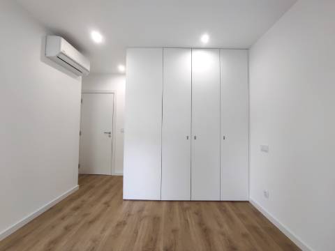 Apartamento T2, novo, em Coimbra
