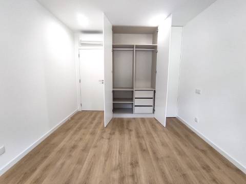 Apartamento T3, novo, em Coimbra