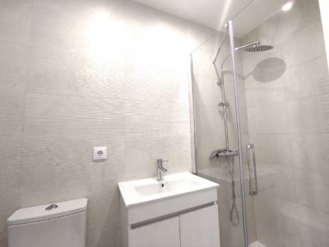 Apartamento T2, novo, em Coimbra
