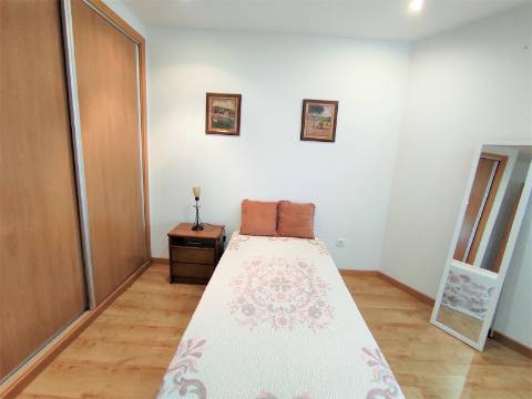 Quarto para arrendamento em São Martinho do Bispo