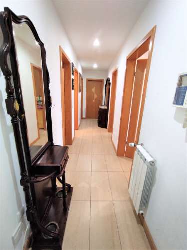 Quarto para arrendamento em São Martinho do Bispo