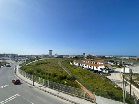 Apartamento T3, com vista mar, na Figueira da Foz