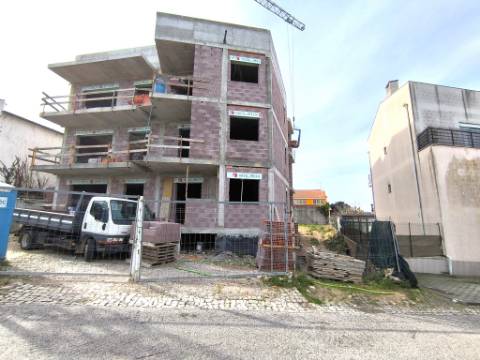 Apartamento T2 em São Martinho do Bispo