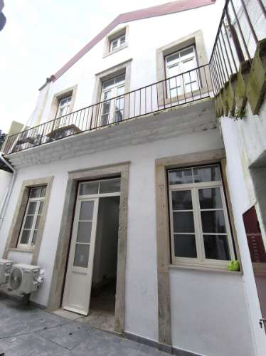 Prédio na Avenida Sá da Bandeira, Coimbra.