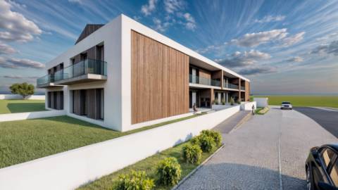 Apartamento T3 dúplex em Condeixa