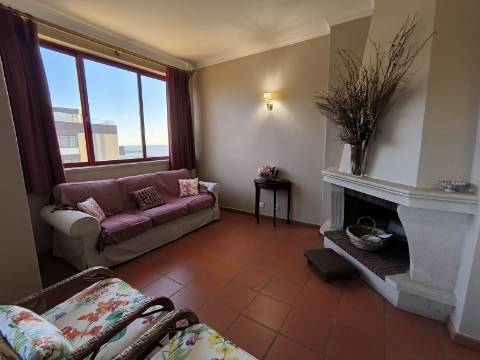 Apartamento T3, com vista mar, na Figueira da Foz