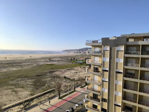 Apartamento T3, com vista mar, na Figueira da Foz