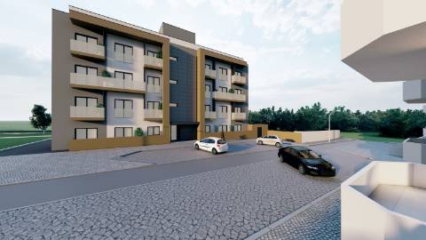 Apartamento T3 dúplex em Condeixa