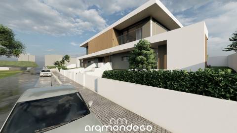 Moradia T4 nos Carvalhais