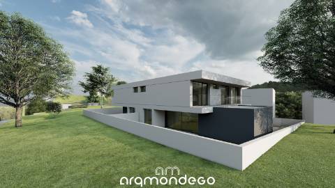 Moradia T4 nos Carvalhais