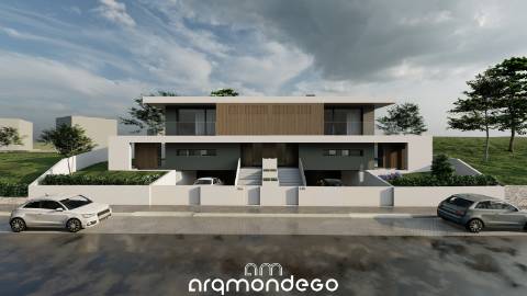 Moradia T4 nos Carvalhais