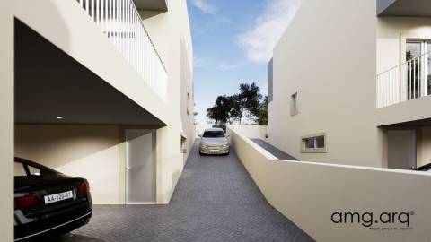 Moradia T4 em Santa Clara e Castelo Viegas